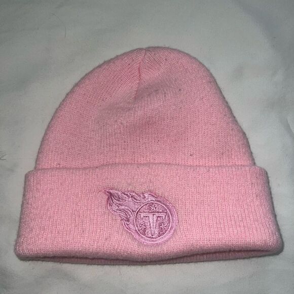 ❄️PINK GIRLS TENNESSEE TITANS BEANIE - Picture 1 of 1